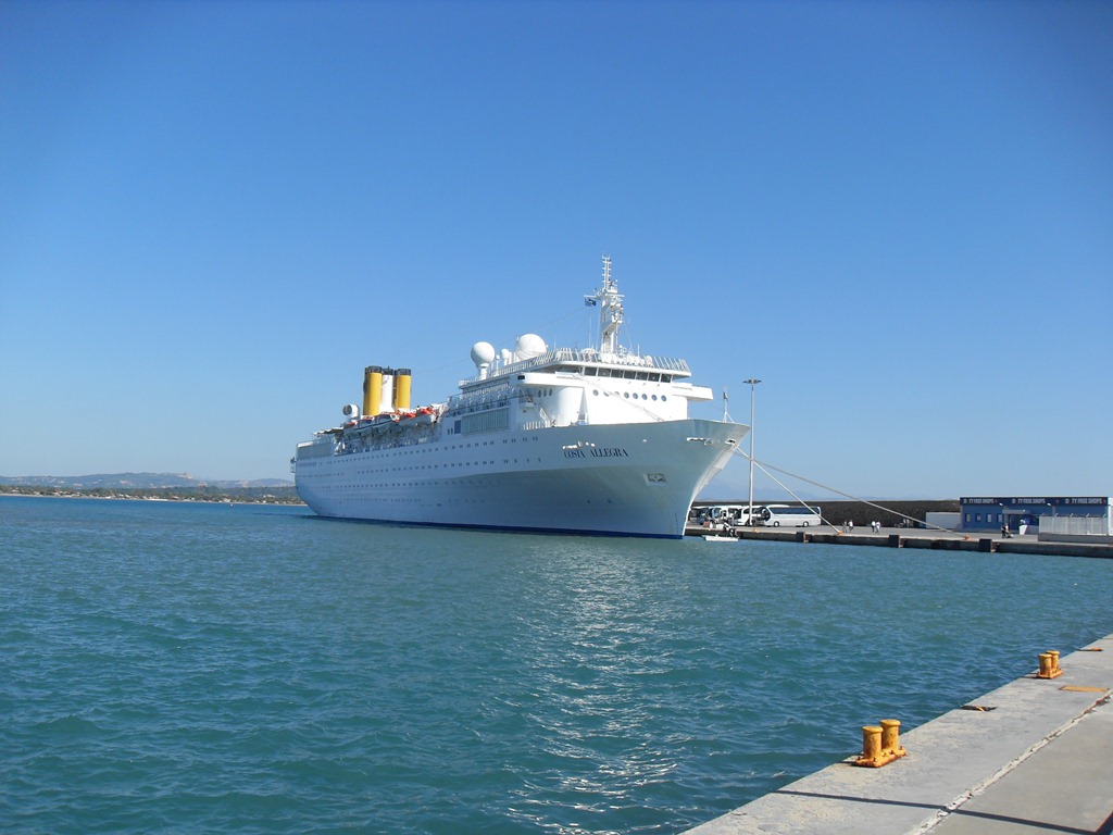 Costa Allegra in Katakolon