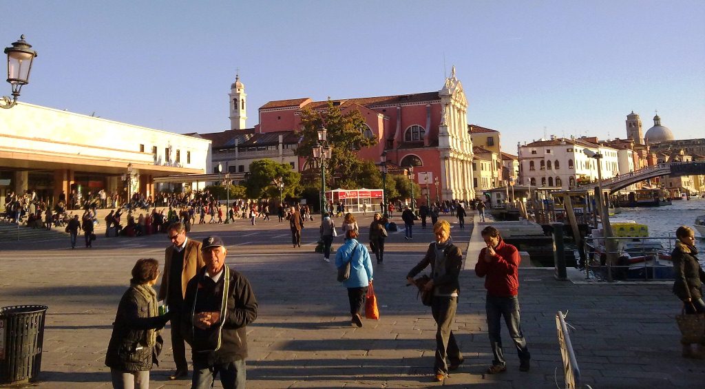 Bahnhofsvorplatz Venedig