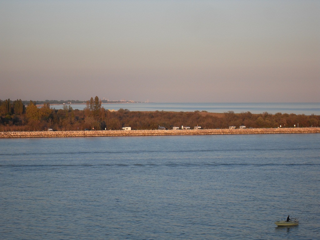 Wohnmobilstellplatz an der Lagune in Punta Sabbioni