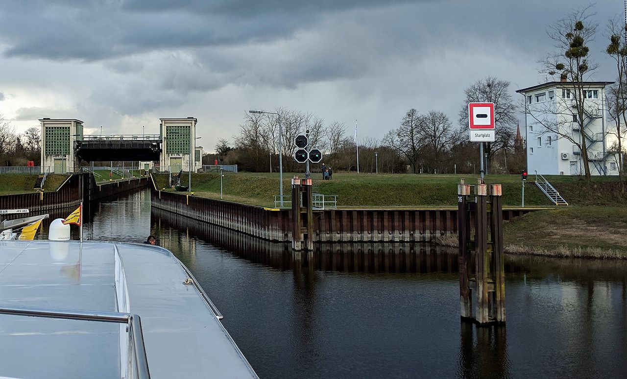 Schleuse Hohensaaten