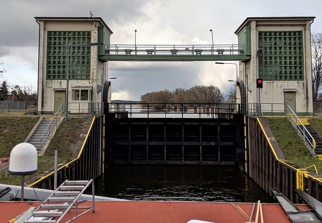 Schleuse Hohensaaten